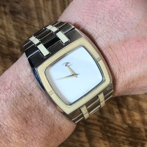 Men’s tip curl surfing watch